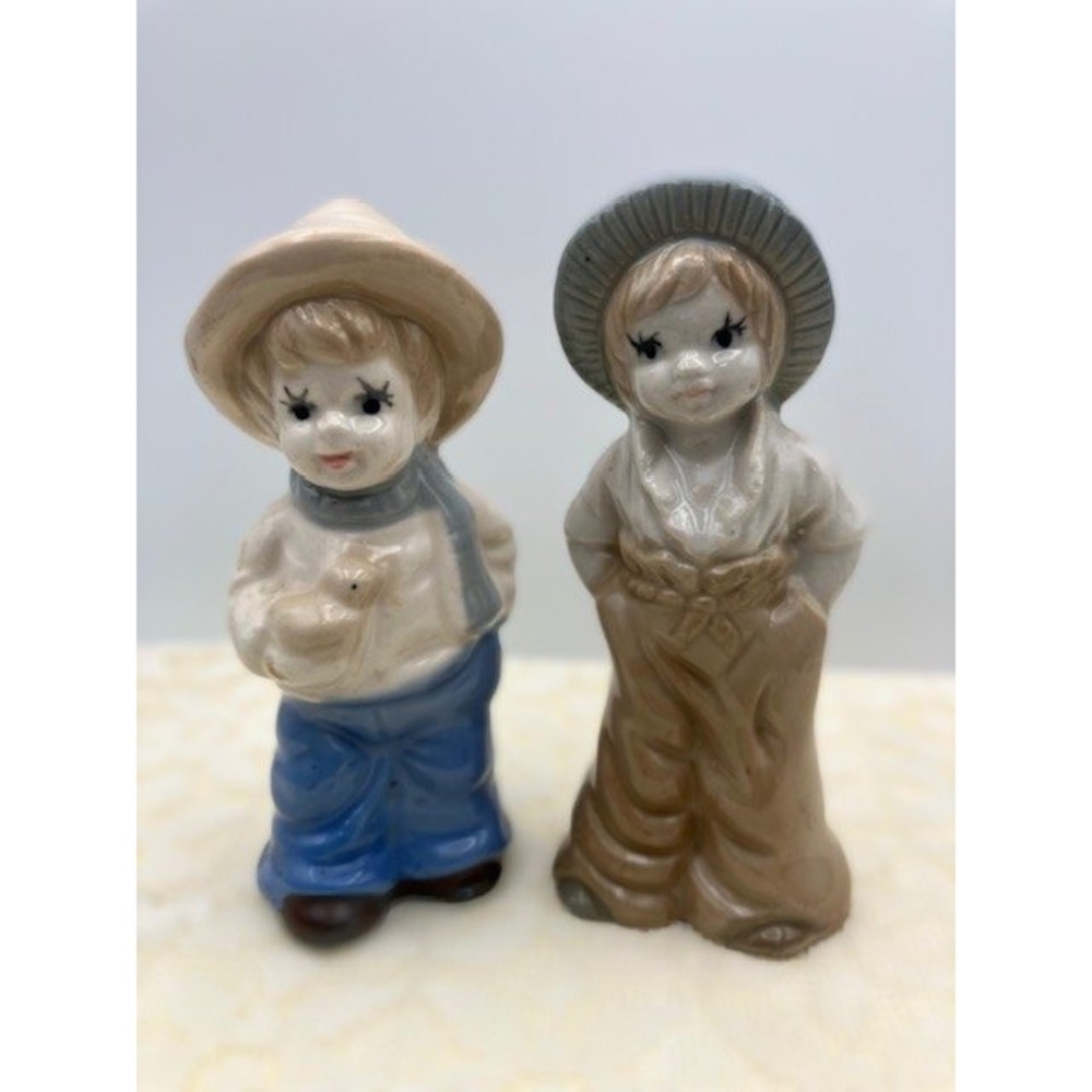 Vintage Ceramic Figurines Country Boy‎ & Girl Farmhouse Decor Set of Two 3.5"H